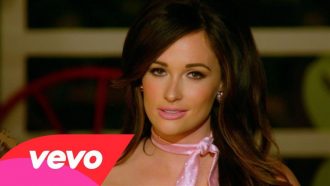 Kacey klinker til igjen kacey klinker til igjen 330x186 - Kacey klinker til igjen
