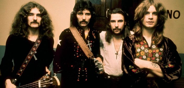 Esben startet med å høre på Black Sabbath og andre "snillere" band før det ble mer og mer ekstremt med årene.
