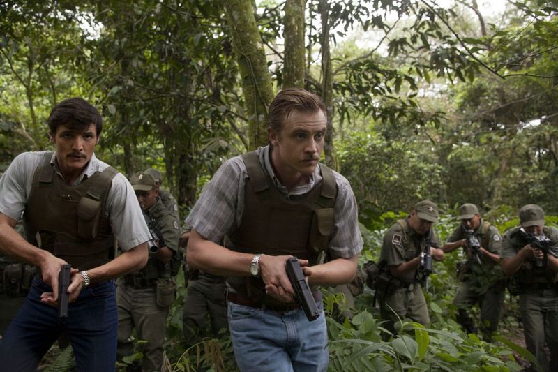 De amerikanske DEA-agentene Javier Peña (Pedro Pascal) og Steve Murphy (Boyd Holbrook) på narcosjakt. Foto: Netflix