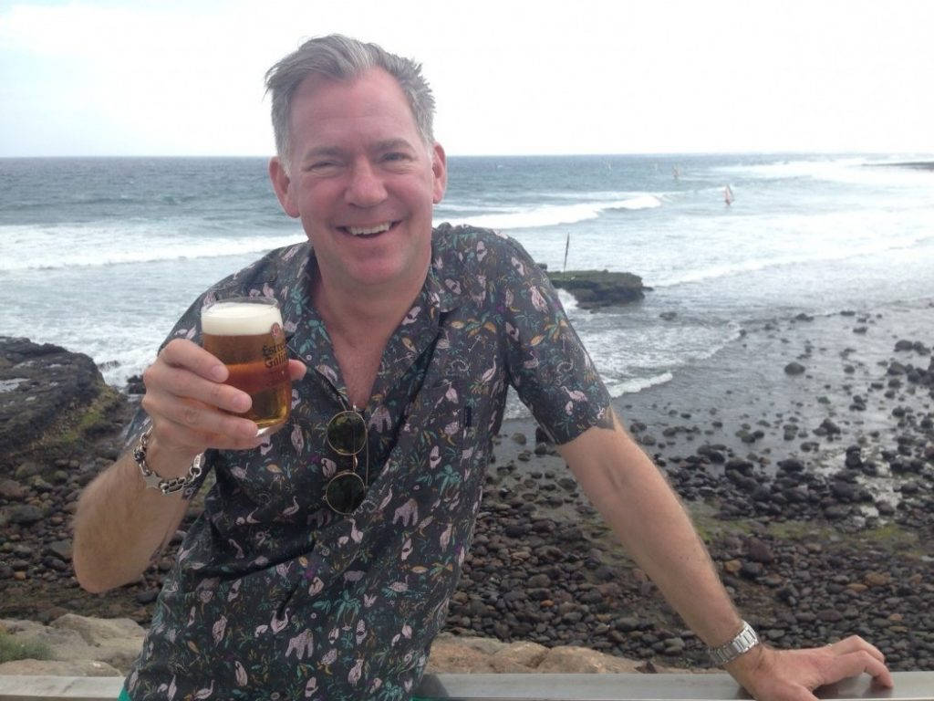 Se, jeg drikker øl! På Gran Canaria! Midt på lyse dagen! Foto: Vibeke Montero