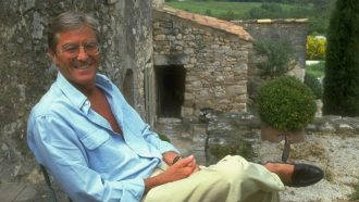 Peter Mayle er død, 78 år gammel methode2Ftimes2Fprod2Fweb2Fbin2Fd9c5f7f0 fd31 11e7 aa1c 071921b42336 330x186 - Peter Mayle er død, 78 år gammel