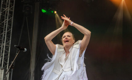 Ane Brun fremførte en fantastisk «Do You Remember» backet av Orions Belte. Foto: Erik Valebrokk