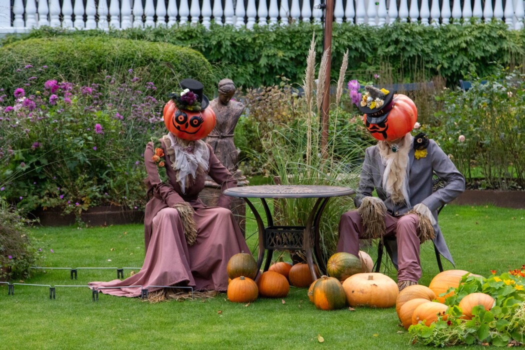 Høstens halloweenpyntede Tivoli i København er som vanlig verdt å få med seg i Kongens by. Foto: Erik Valebrokk