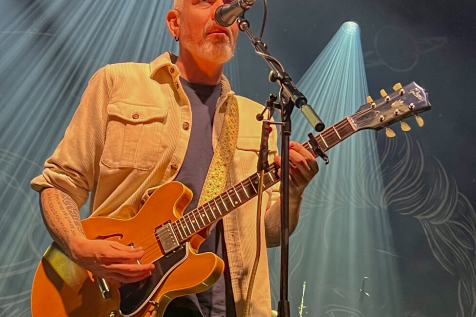 Trygve Skaug - melankolsk type hvis musikk passer veldig godt om høsten. Og egentlig er han jo veldig blid da. Foto: Erik Valebrokk